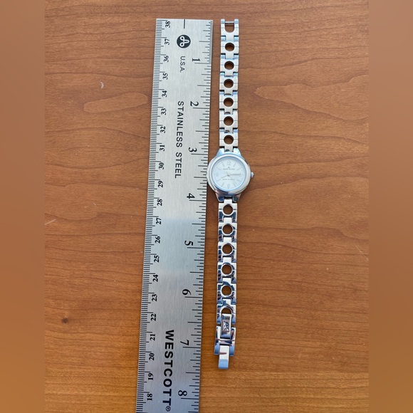 Anne Klein silver bracelet watch. This watch will come in its original box. - Picture 6 of 6